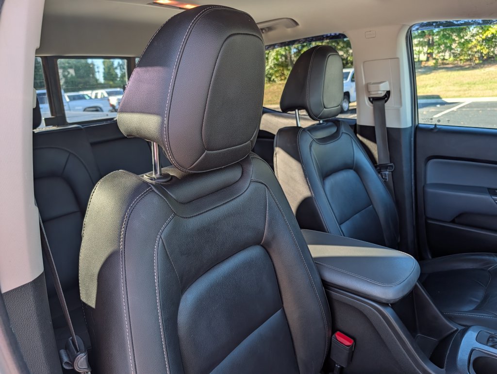 Used 2018 Chevrolet Colorado Z71 AWD/4WD image 13