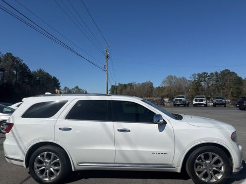 Used 2017 Dodge Durango Citadel image 4