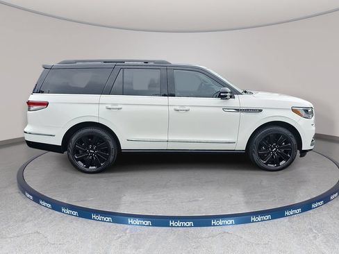 Used 2023 Lincoln Navigator Black Label AWD/4WD image 4