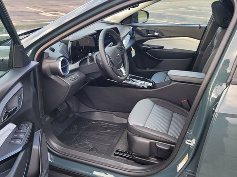 New 2026 Chevrolet Trax LT image 18