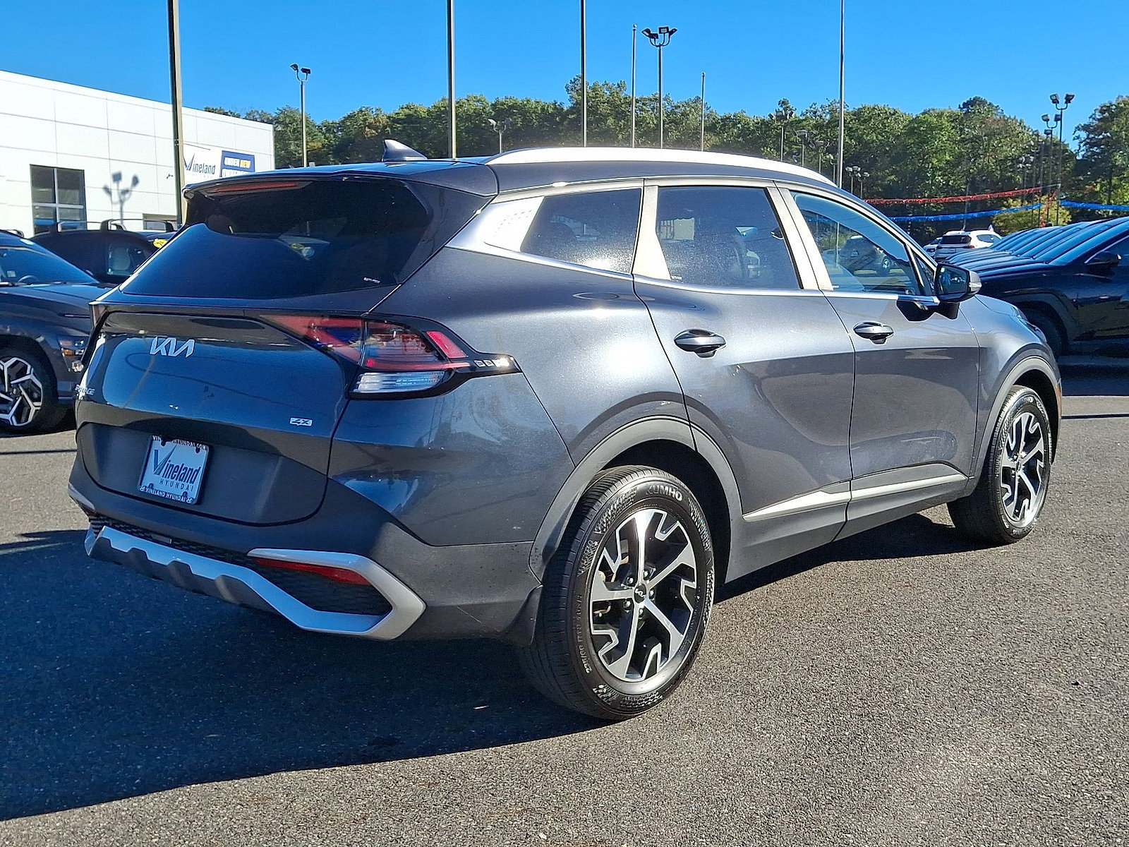 Used 2024 Kia Sportage EX AWD/4WD image 31