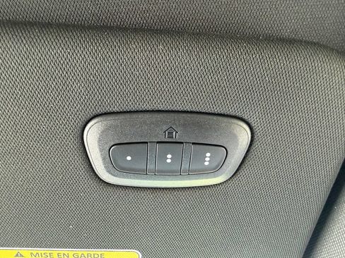 Used 2025 Jeep Wagoneer L 4WD image 24