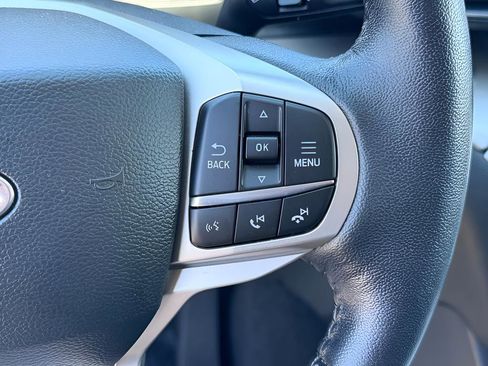 Used 2022 Ford Explorer XLT w/ Equipment Group 202A image 23