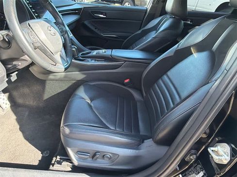 Used 2021 Toyota Avalon XSE image 10