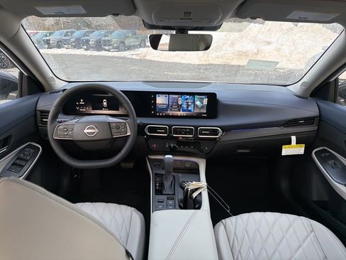 New 2026 Nissan Sentra SL w/ Floor Mat Package FWD image 24