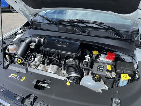 Used 2025 Jeep Compass Limited AWD/4WD image 27