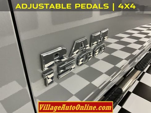 Used 2017 RAM 1500 Big Horn AWD/4WD image 11