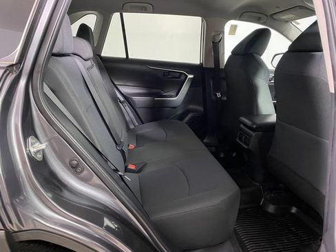 Certified 2023 Toyota RAV4 LE AWD/4WD image 9