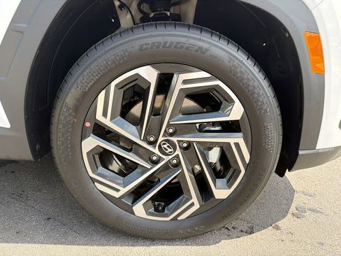 New 2026 Hyundai Tucson SEL Plus FWD image 13