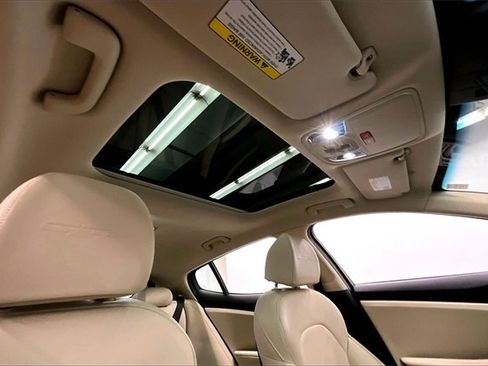 Used 2023 Kia Stinger GT-Line w/ Sun & Sound Package image 16