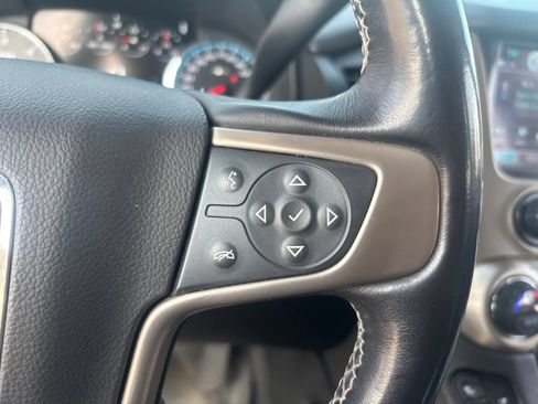 Used 2019 GMC Yukon Denali w/ Denali Ultimate Black Edition AWD/4WD image 18