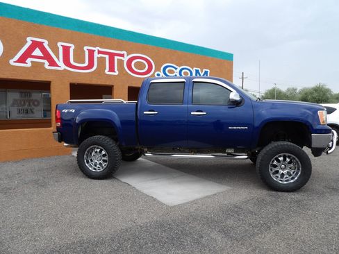 Used 2013 GMC Sierra 1500 SLE w/ Power Tech Package image 3