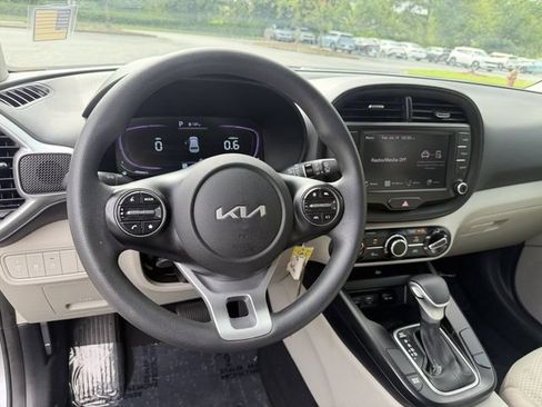 Certified 2023 Kia Soul LX w/ Option Group 015 FWD image 13