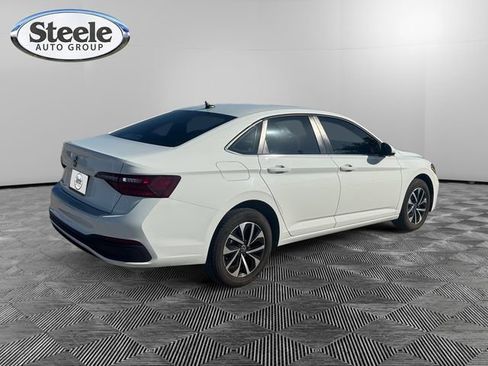 Used 2023 Volkswagen Jetta S FWD image 5