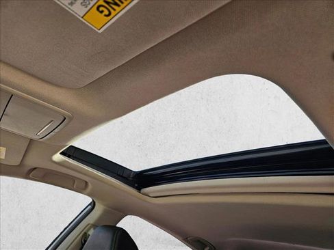 Used 2023 Honda Accord Touring image 16