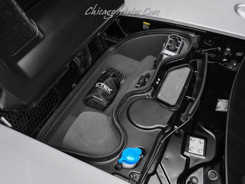 Used 2005 Ford GT RWD image 49