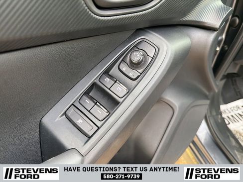 Used 2024 Subaru Crosstrek 2.0i Premium image 17