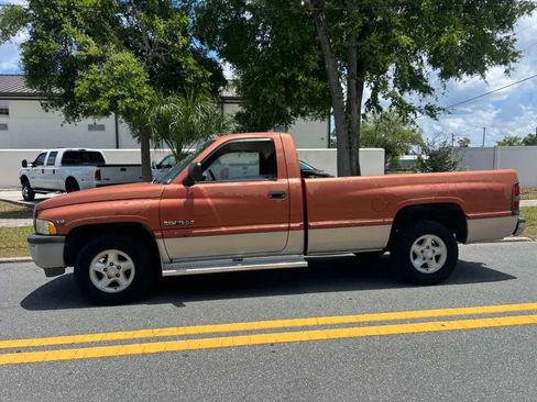 Used 1995 Dodge Ram 1500 Truck 2WD Regular Cab image 4