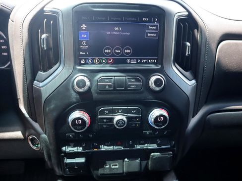 Used 2022 GMC Sierra 2500 Denali image 11