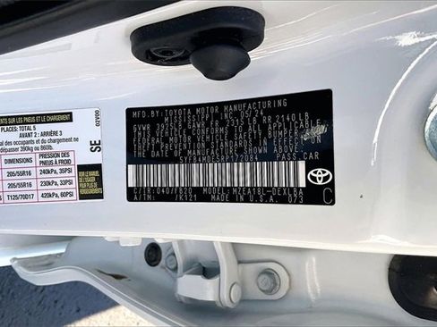 Used 2024 Toyota Corolla LE image 35