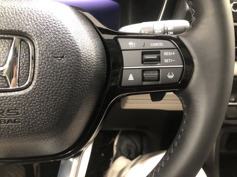 New 2026 Honda Pilot Touring image 25