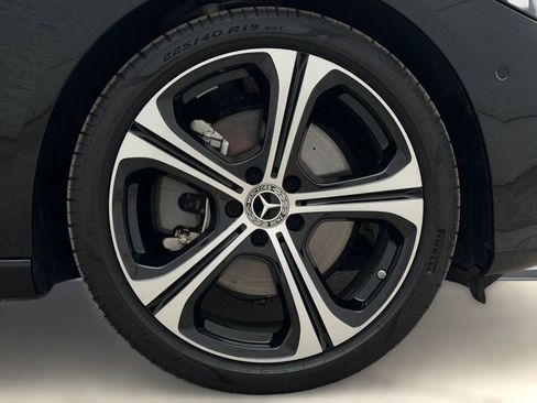 Certified 2026 Mercedes-Benz C 300 4MATIC Sedan image 12