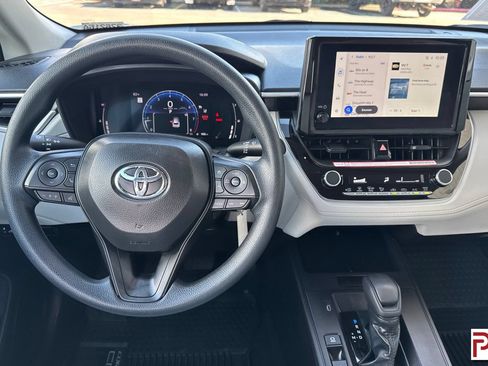 Used 2026 Toyota Corolla Cross L AWD/4WD image 15