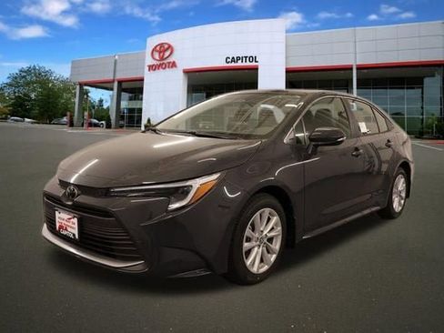 New 2026 Toyota Corolla XLE image 5