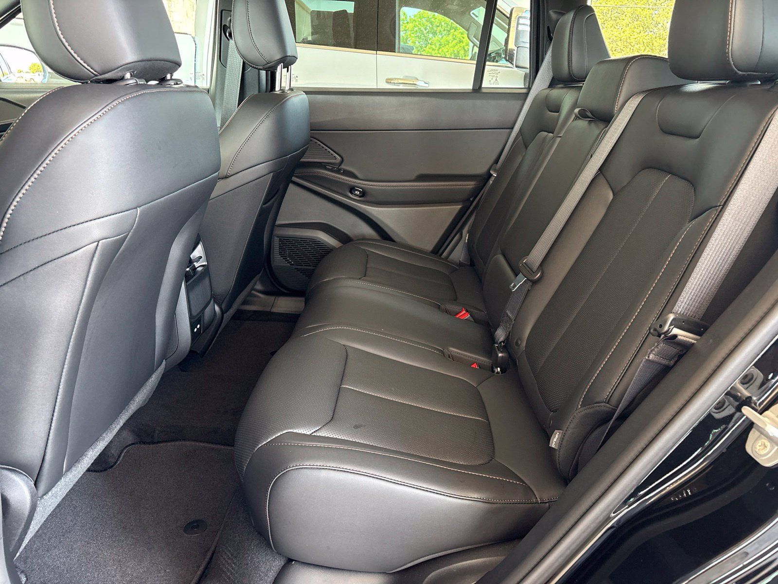 New 2026 Jeep Cherokee Limited AWD/4WD image 14