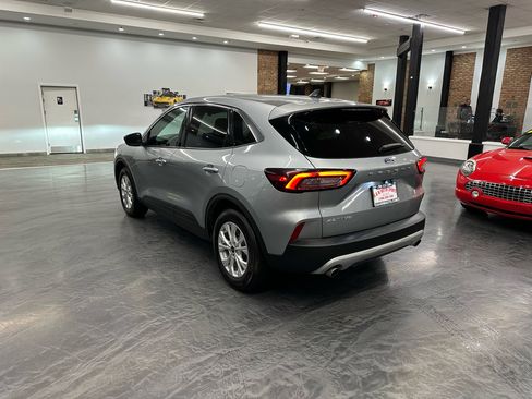 Used 2024 Ford Escape Active image 7