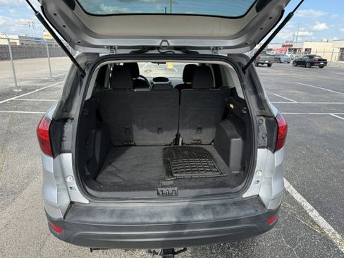 Used 2019 Ford Escape S FWD image 6