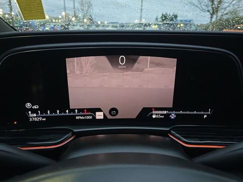 Certified 2021 Cadillac Escalade Sport w/ Driver Assist Tech Package image 17