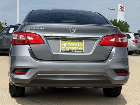 Used 2019 Nissan Sentra S FWD image 4