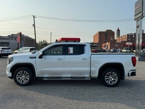 Used 2022 GMC Sierra 1500 Denali AWD/4WD image 3