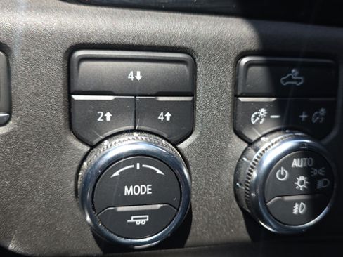 Used 2024 GMC Sierra 2500 SLE w/ SLE Convenience Package AWD/4WD image 21