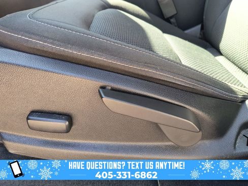 Used 2021 Chevrolet Colorado LT image 19