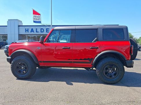 Used 2023 Ford Bronco Wildtrak AWD/4WD image 4