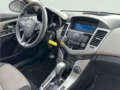 Used 2012 Chevrolet Cruze LS w/ Connectivity Package image 22
