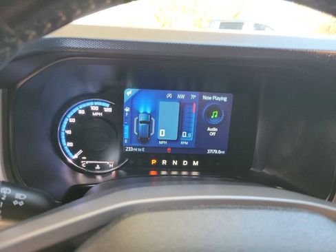 Used 2022 Ford Bronco Outer Banks image 18