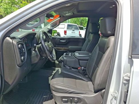 Used 2020 Chevrolet Silverado 1500 LT w/ Convenience Package AWD/4WD image 18
