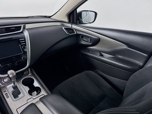Used 2017 Nissan Murano SV image 21