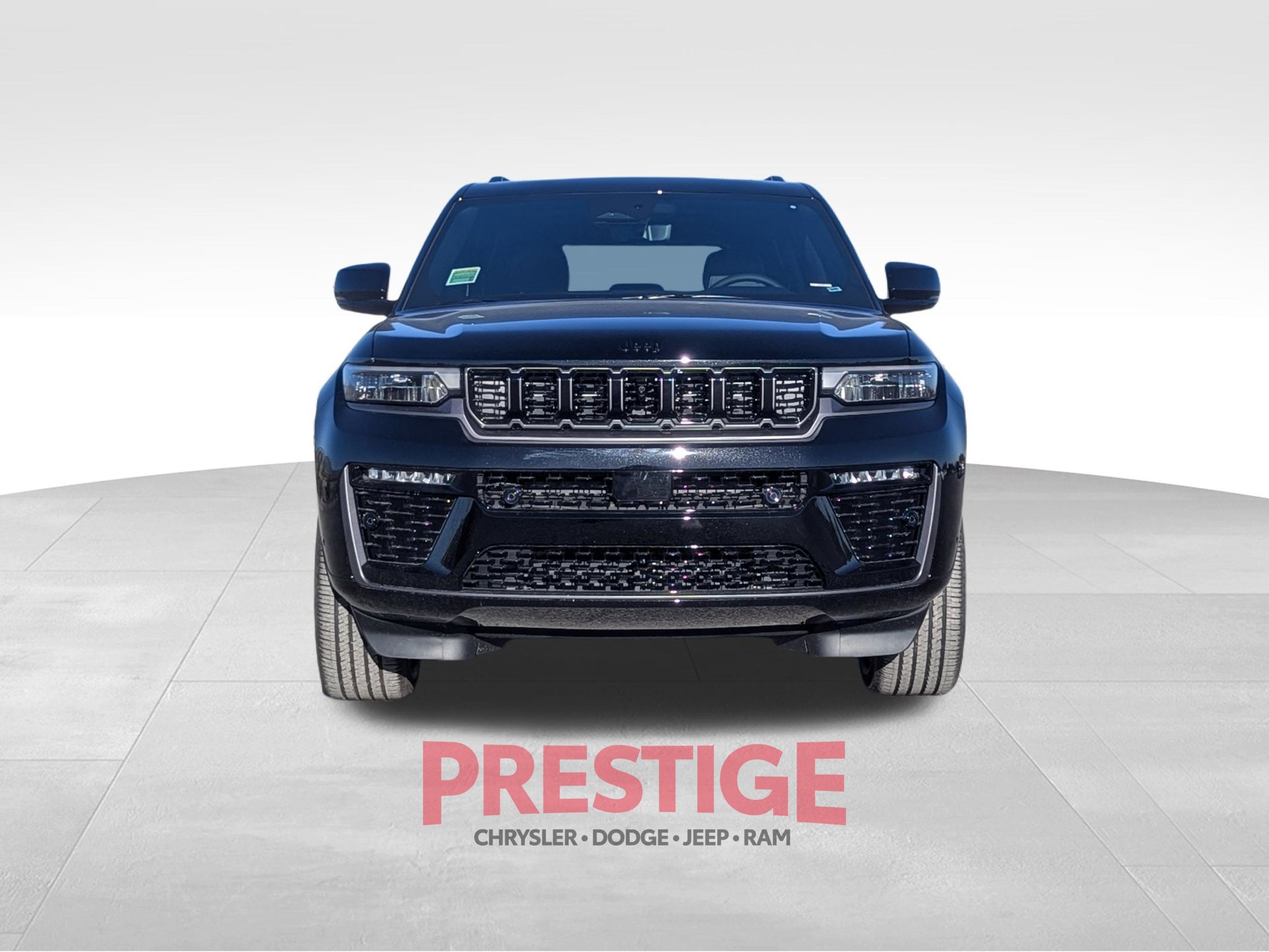 New 2026 Jeep Grand Cherokee Limited AWD/4WD image 2