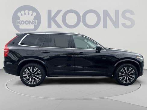 Used 2021 Volvo XC90 T5 Momentum w/ Climate Package AWD/4WD image 17