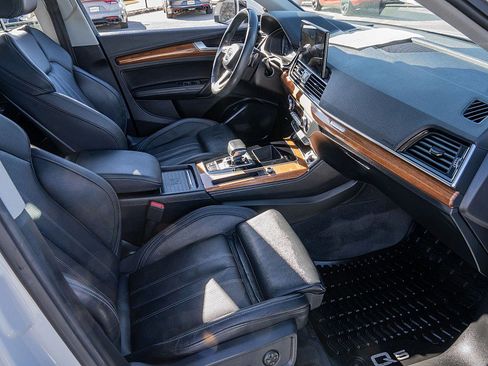 Used 2021 Audi Q5 2.0T Premium Plus w/ Premium Plus Package image 19