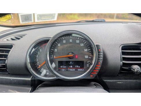 Used 2017 MINI Cooper Clubman ALL4 image 21