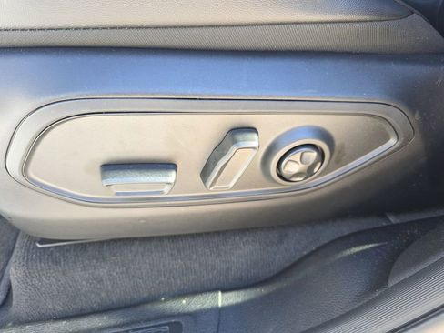 New 2026 Jeep Grand Cherokee Limited w/ Limited Altitude Package image 19