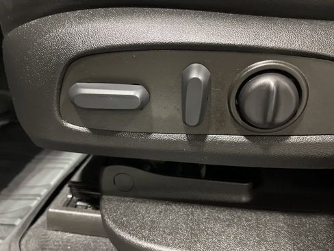 Certified 2022 Chevrolet Traverse Premier w/ Redline Edition image 13