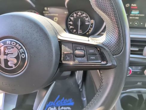 Used 2022 Alfa Romeo Stelvio Ti image 26