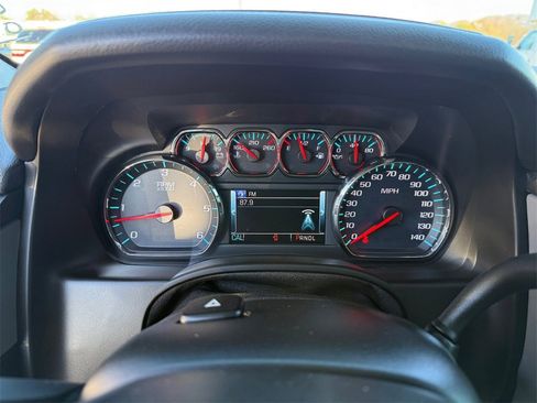 Used 2019 Chevrolet Tahoe LT image 19