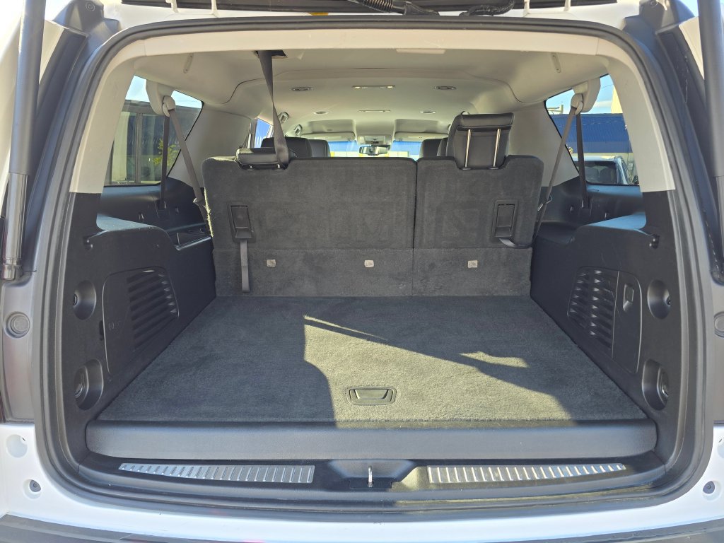Used 2019 Chevrolet Suburban LT AWD/4WD image 15